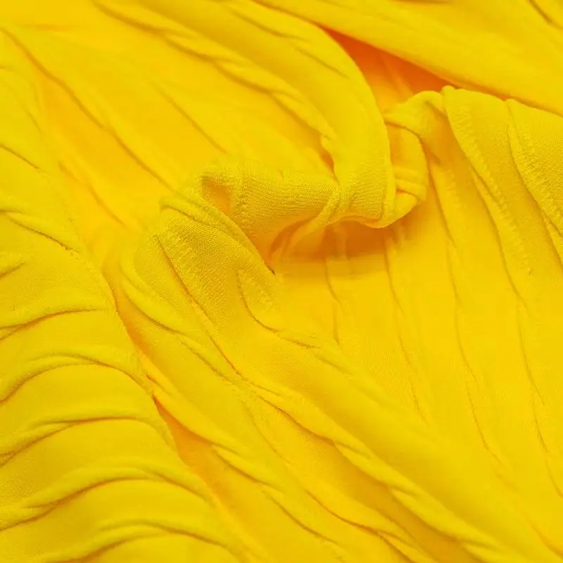 Outstanding 245g/m2 95/5 T/SP fabric – Appropriate for both Young and Old
